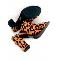 Ideal Shoes Leopard sandály na podpatku vel.38